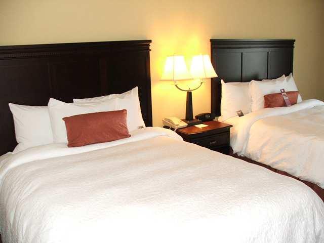 Hampton Inn&Suites Greenville Extérieur photo